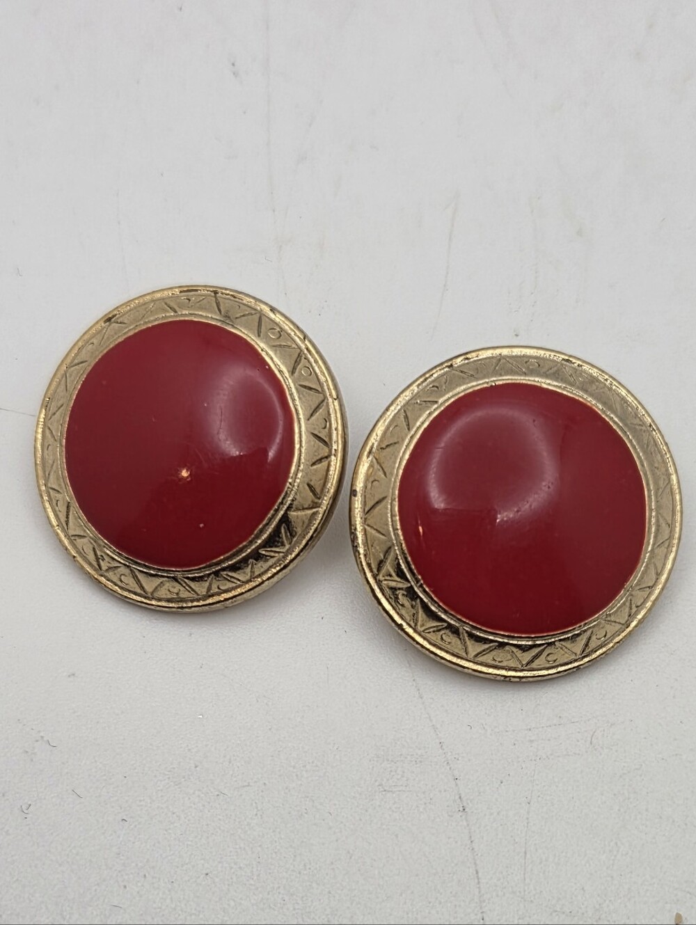 Vintage 80s Red Enamel Round Button Stud Earrings Gold Tone Etched Border Retro